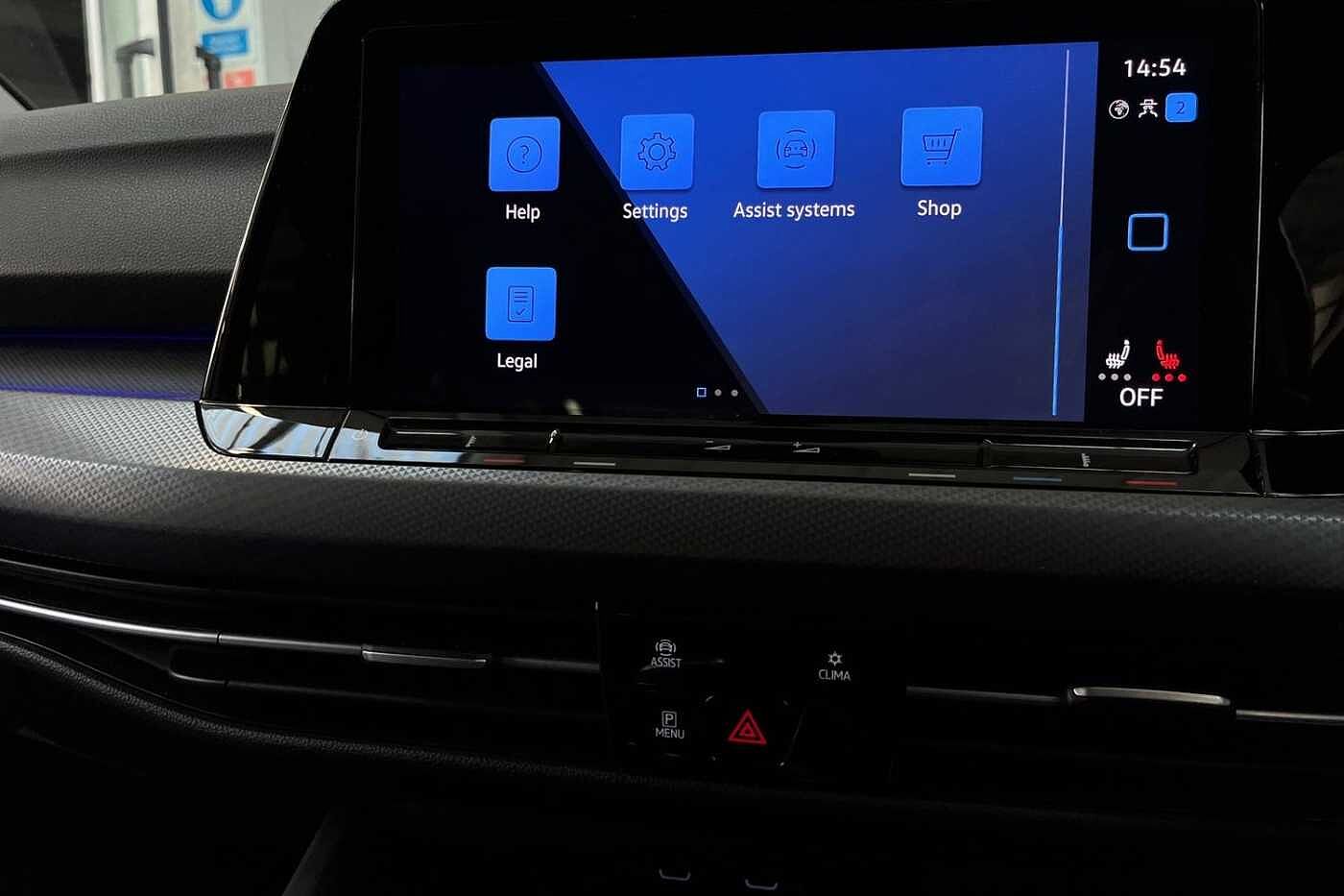 Volkswagen Golf 1.5 TSI Active Hatchback 5dr Petrol Manual Euro 6 (s/s) (150 ps) Rear camera & A