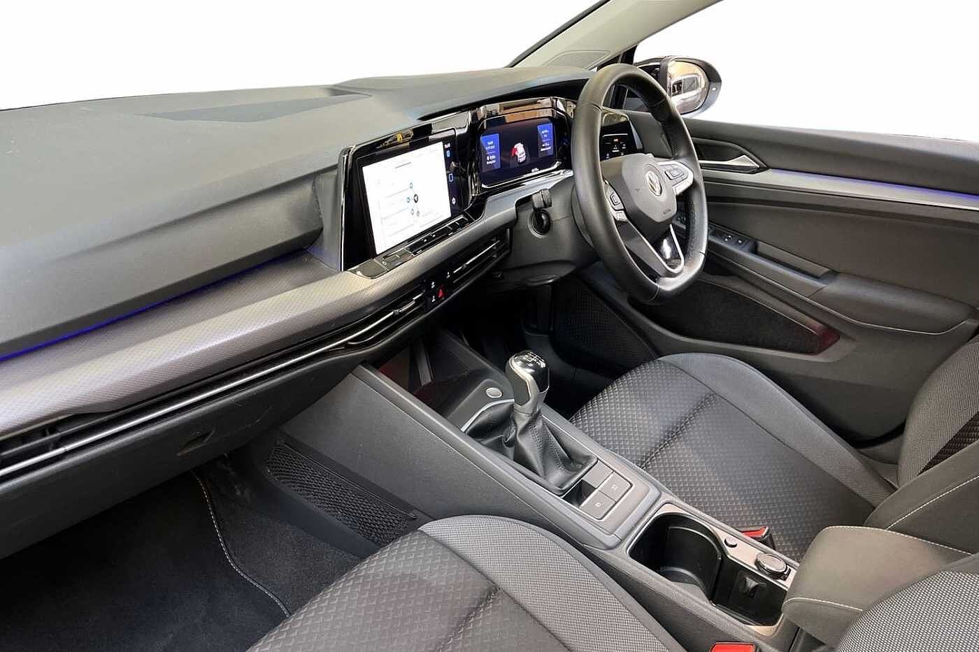 Volkswagen Golf 1.5 TSI Active Hatchback 5dr Petrol Manual Euro 6 (s/s) (150 ps) Rear camera & A