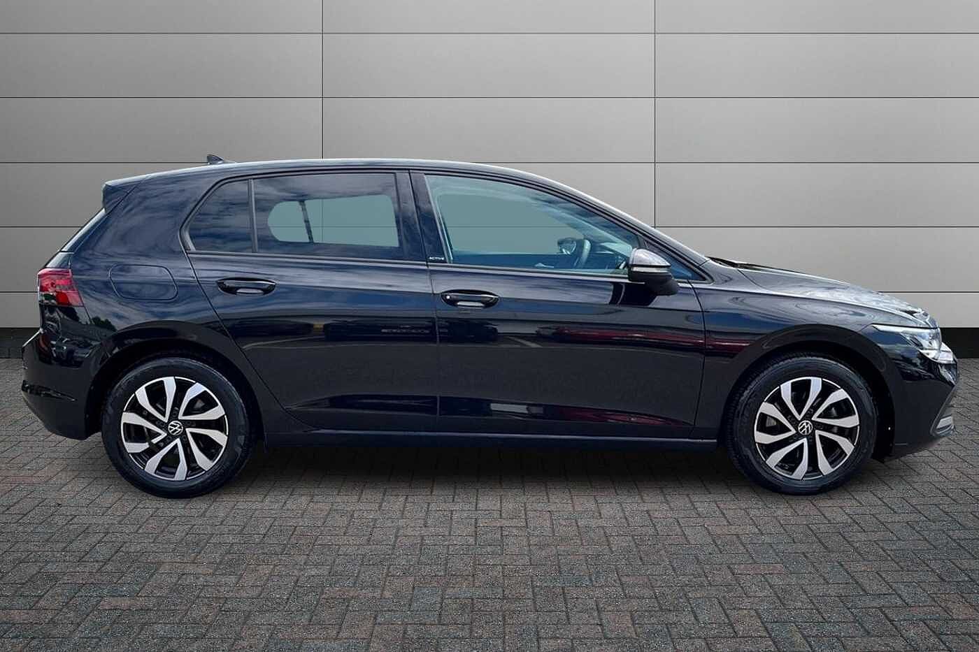 Volkswagen Golf 1.5 TSI Active Hatchback 5dr Petrol Manual Euro 6 (s/s) (150 ps) Rear camera & A