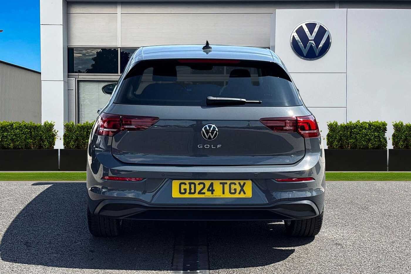 Volkswagen Golf 1.5 TSI Match 5dr