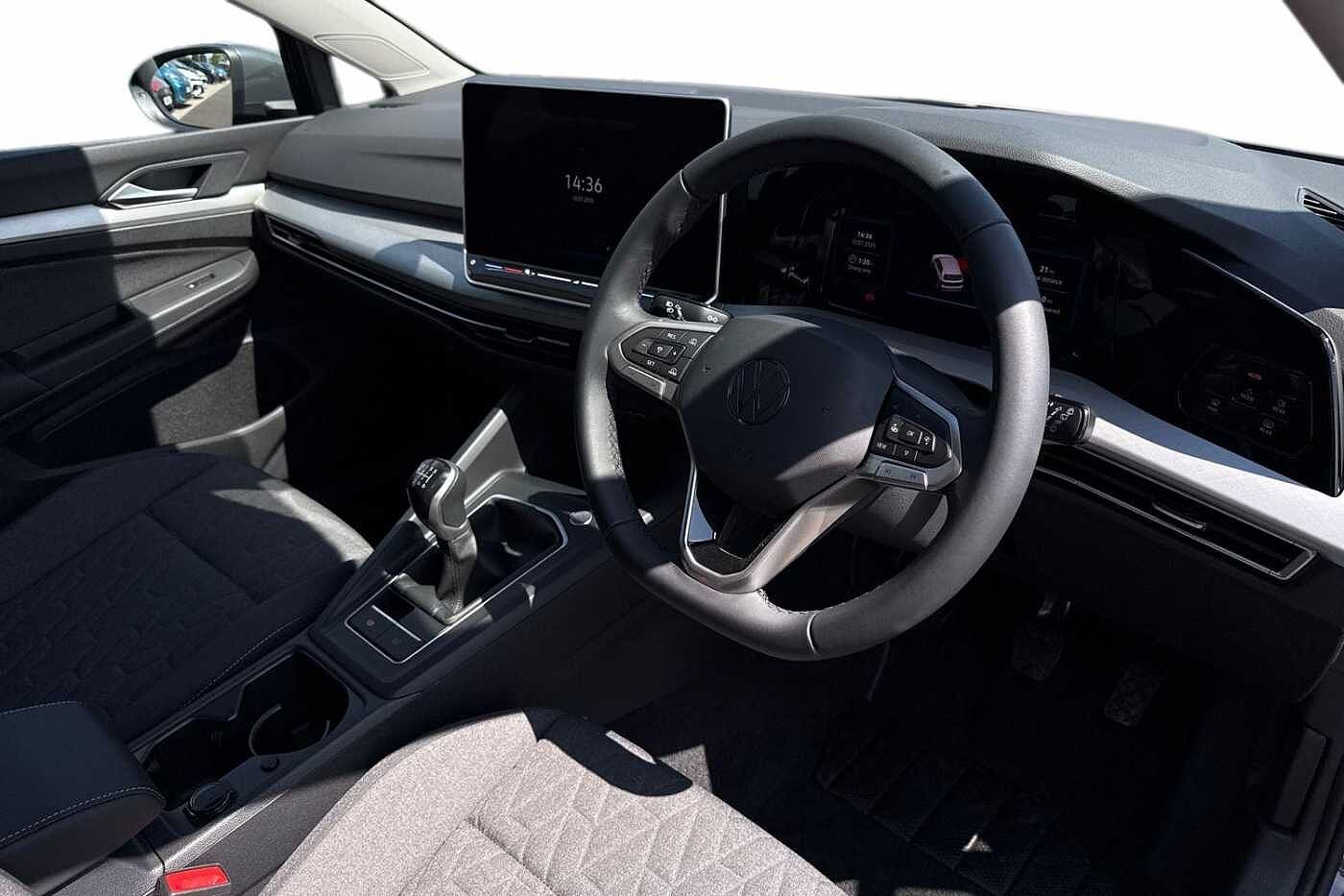 Volkswagen Golf 1.5 TSI Match 5dr